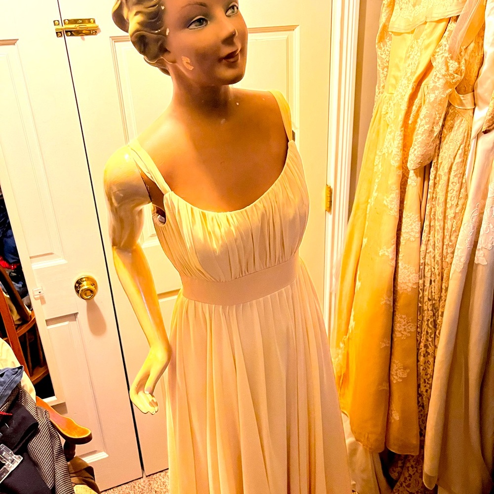 Elegant yellow chiffon Sleeveless Dress
